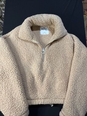 Hollister Cream Teddy Sherpa Pullover